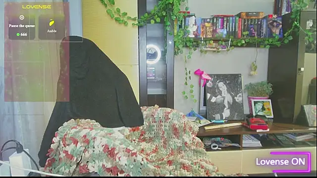 Chat XXX ao vivo de lunar_Sanata