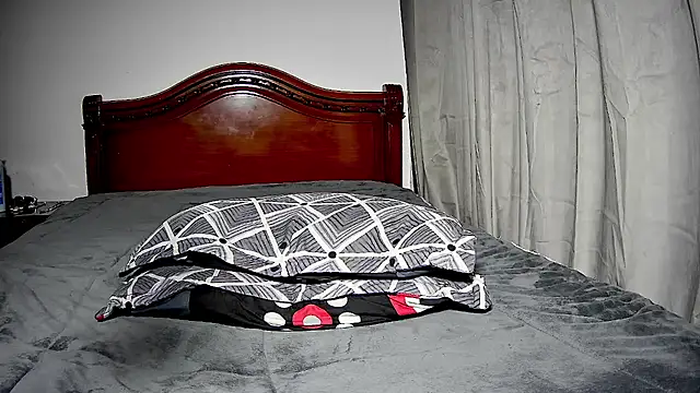 Show de Nickiki-666 na webcam