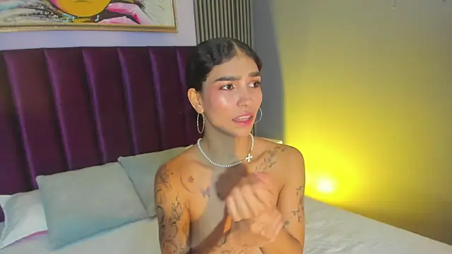 LauraAristizabal Chat XXX in diretta