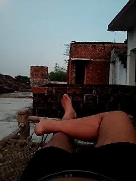 Desii_rockstarr Show in webcam