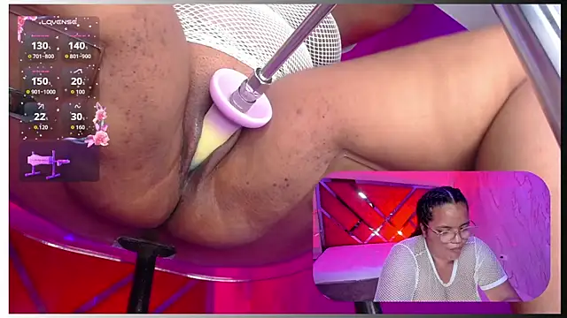 MhiaReyのライブXXXチャット