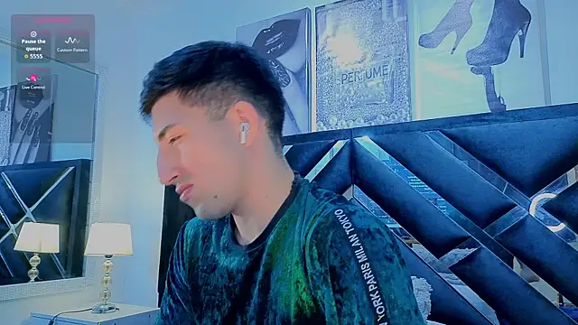 Вебкам-шоу Un_Sluttyy