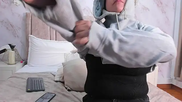 Paula_And élő XXX-chatje