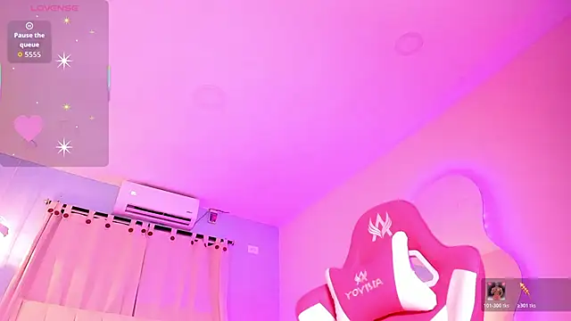 LOU_22_'s Live XXX Chat