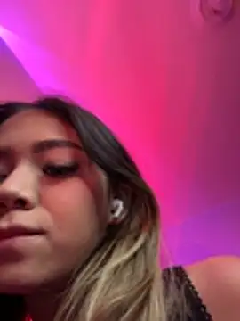 Chat XXX en directo de HoneyMollyX