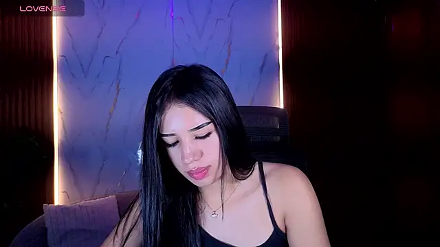 zoevg 在線直播表演