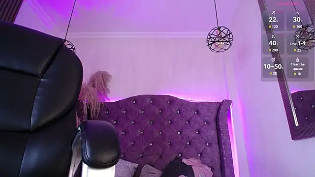 Lizza_Jones Chat XXX in diretta