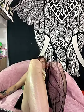 Boonny_Boo- Live XXX-Chat