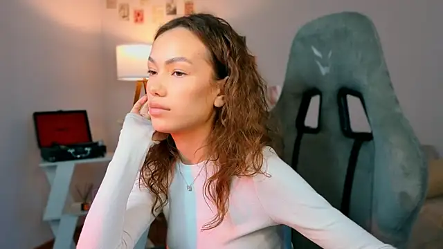 nexorine élő XXX-chatje