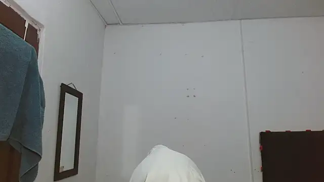 Chat +18 de Thalian ao vivo