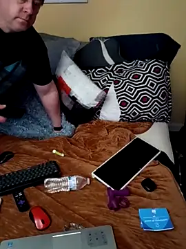 Živý XXX chat Mic_Oxinner