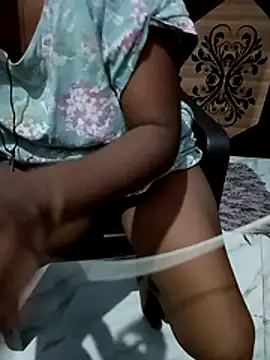 ms_ruby_'s Live XXX Chat