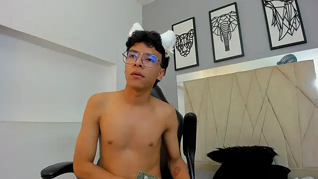 Вебкам-шоу adams_bobby