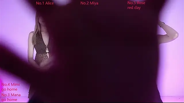 Velvet-girl Show in webcam