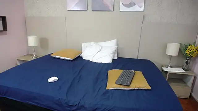 Zoe_Millan Webcam Show