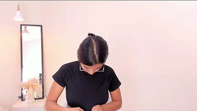 Chatroom XXX en direct de your_khloe