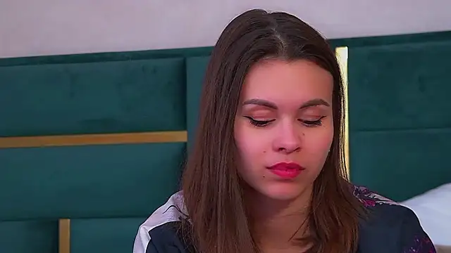 PollyLanders' Live XXX Chat