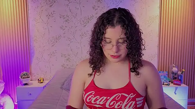 แชท XXX สดของ Charlotte__Miller