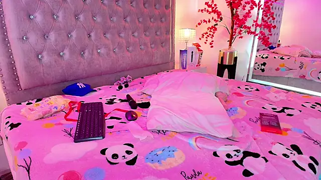 Miia__owens Chat XXX in diretta