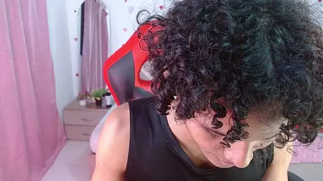 Pokazy przed kamerką – elio_fox