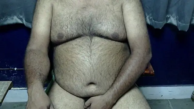 hairysubcub_70 Show Webcam