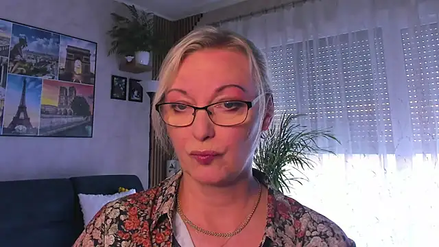 vanessa_chat – webcam-show