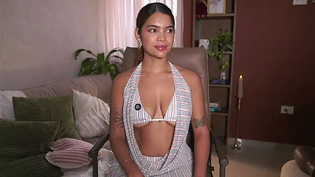 Chatroom XXX en direct de HannahEvanss