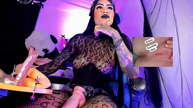 Chat +18 de deborah_tatto ao vivo