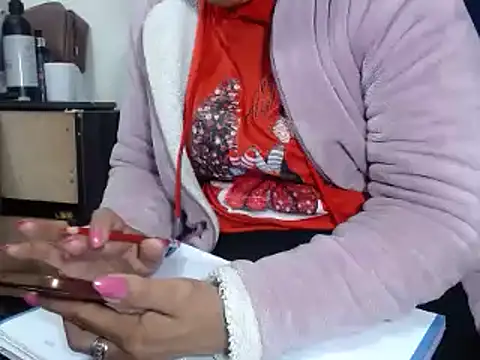 Tiff_Dirty69のライブXXXチャット