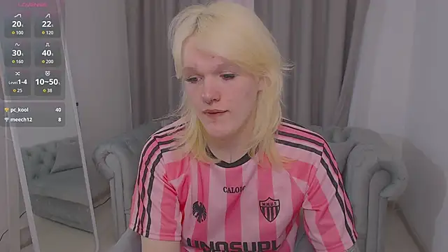 Pokazy przed kamerką – Lollita_Morgan