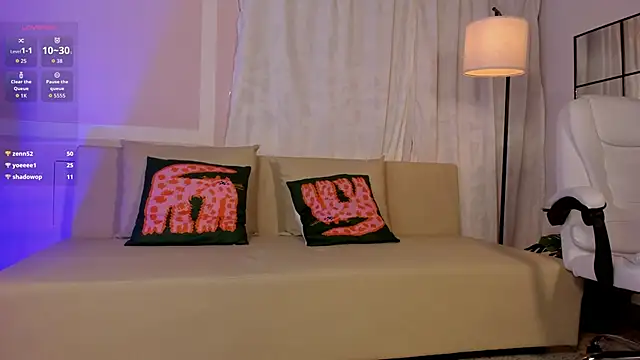 Živý XXX chat liaamoon_