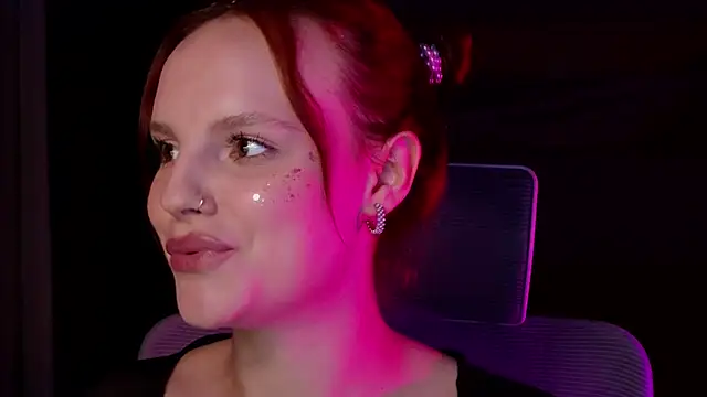 XXX chat uživo modela mollybossy