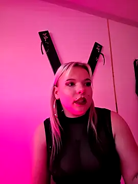 DominaLori's Webcam Show