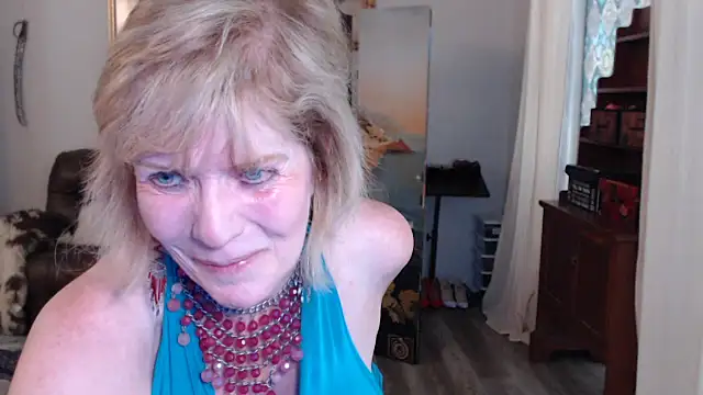 SindeeDix Chat XXX live