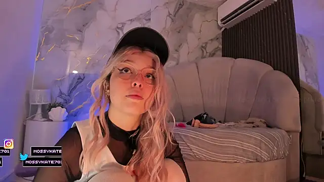 Katemoss70n Live XXX chat