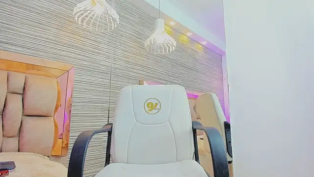 Chat XXX en directo de ashanti_shull