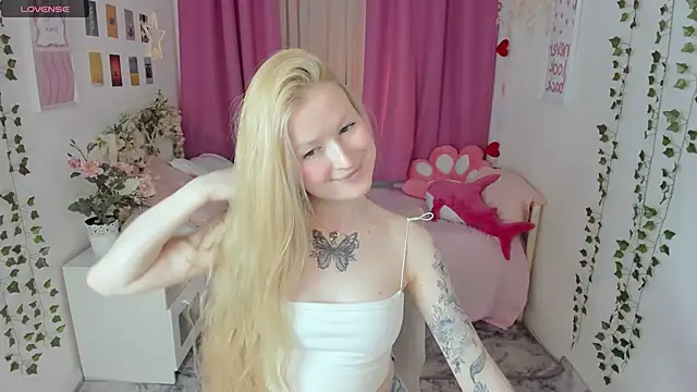 Chatroom XXX en direct de Laly_Peach