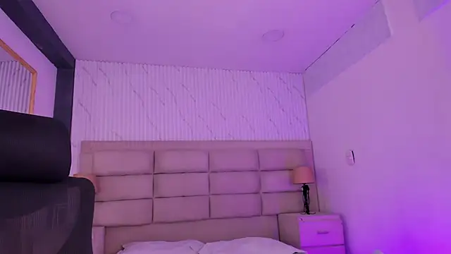 CarolineFyre: онлайн-секс-чат