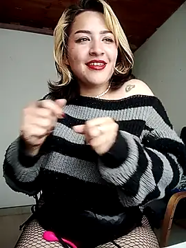 HannaJonnes_ Live XXX-chat