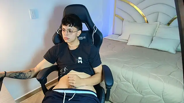 Milo_Storm – Kamerová šou