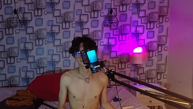 Twink_Sebas7 – Naživo XXX chat