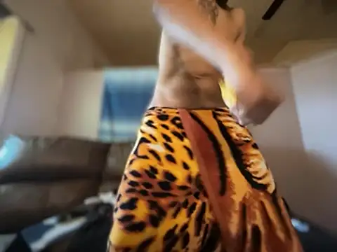 ThrowedWorldWide Show in webcam