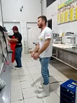 Chatroom XXX en direct de RobertoLuiz84