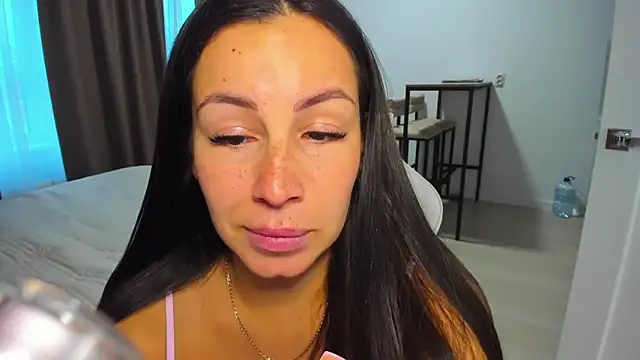 AvisFlowers Chat XXX in diretta