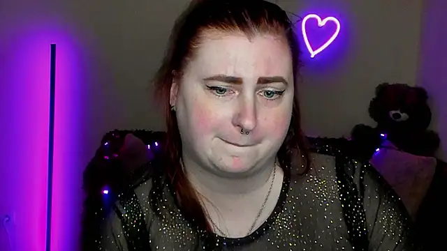 Alicia_love00: онлайн-секс-чат