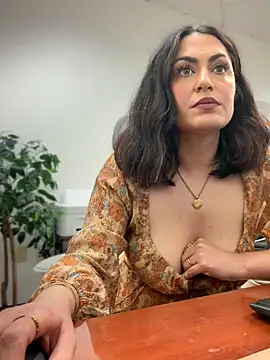 YourQueen18 Adlı Modelin Web Kamerası Şovu