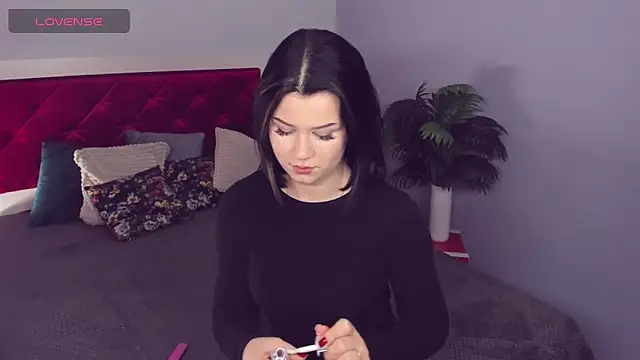 SaraBrownie Adlı Modelin Canlı XXX Sohbeti