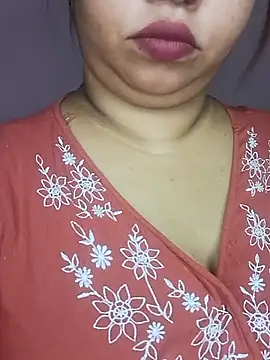 Ravina_patil1 Adlı Modelin Web Kamerası Şovu