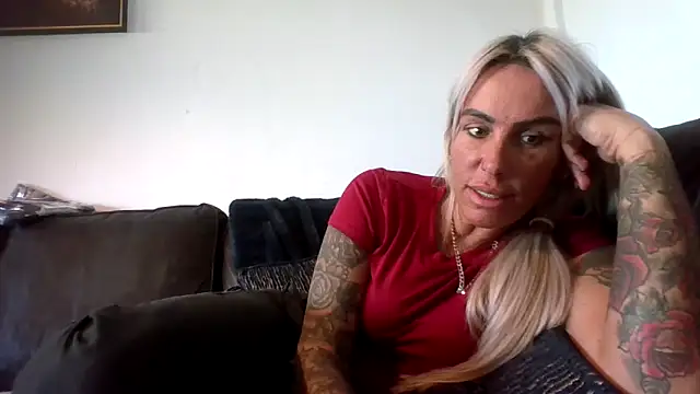 poppyinga1's Webcam Show