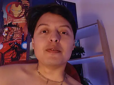 Kevin_Charless Live XXX-chat